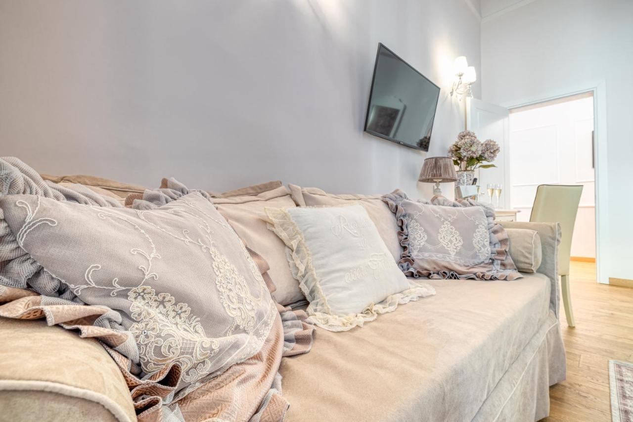 Luxury Stars In Rome - Andromeda Apartment In Colosseum ภายนอก รูปภาพ