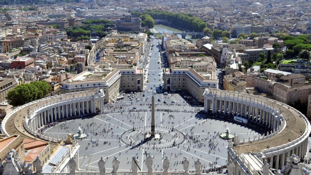 Luxury Stars In Rome - Andromeda Apartment In Colosseum ภายนอก รูปภาพ